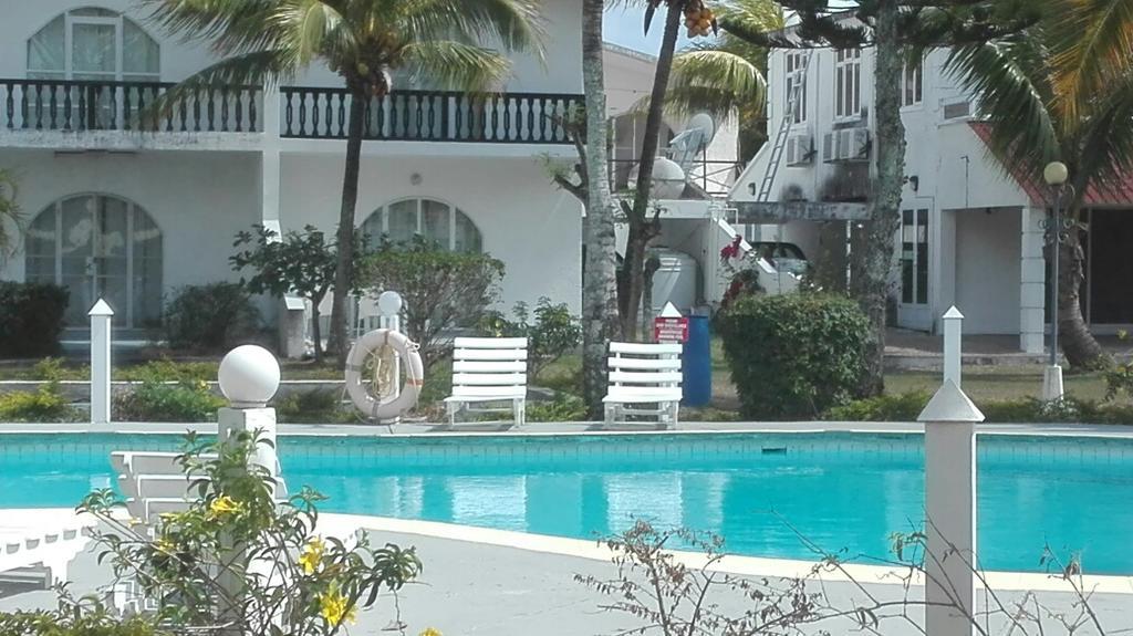 La Francaise Hotell Pereybere Beach Exteriör bild