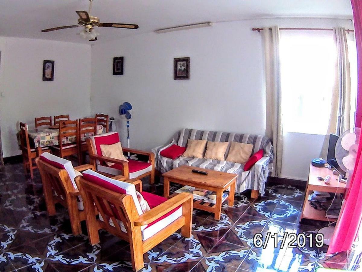 La Francaise Hotell Pereybere Beach Exteriör bild